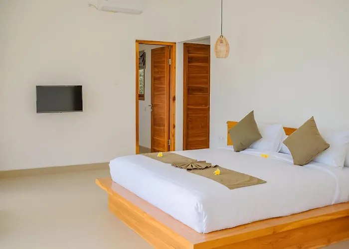Frühstückspension Dolphin - New Luxury In Centre & Near The 4*