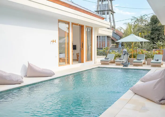 Dolphin - New Luxury In Centre & Near The Frühstückspension 4*