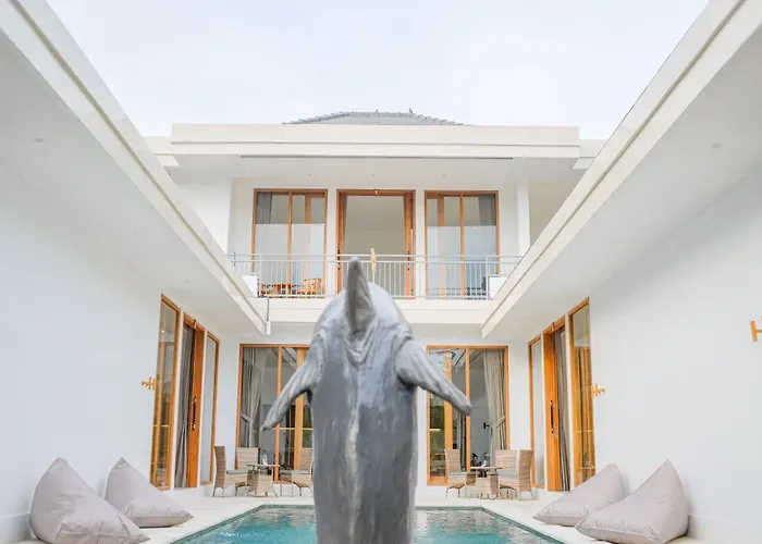 Dolphin - New Luxury In Centre & Near The Frühstückspension 4*
