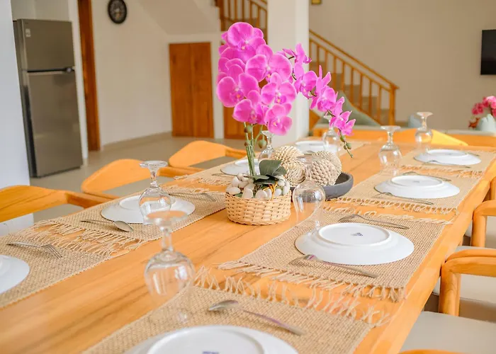 Dolphin - New Luxury In Centre & Near The 4* Lovina